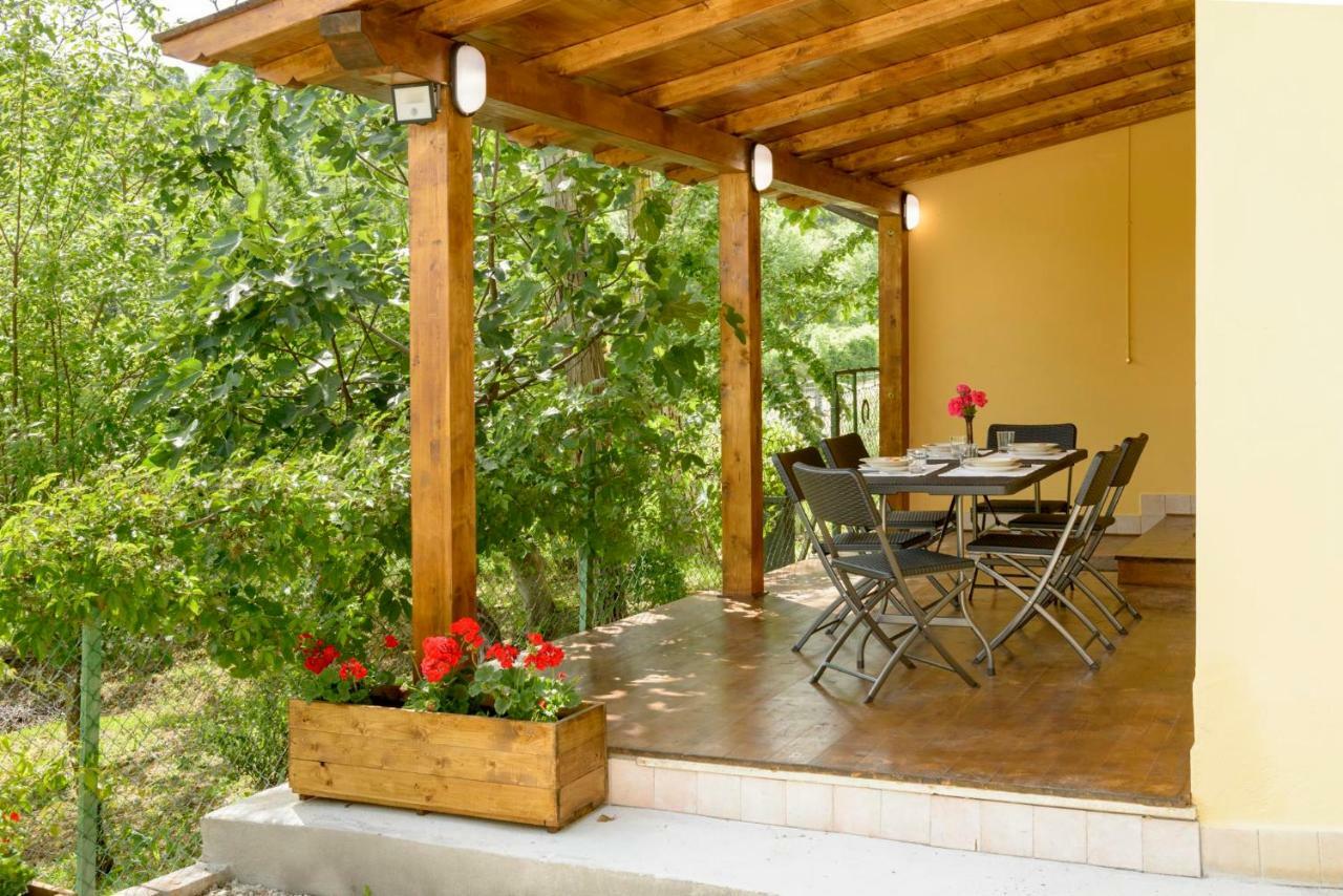 Casa Vacanze San Vittorino Gubbio Exteriér fotografie